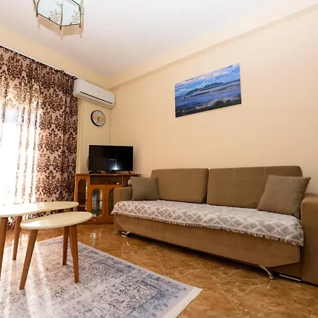 Ajla Family Vlore