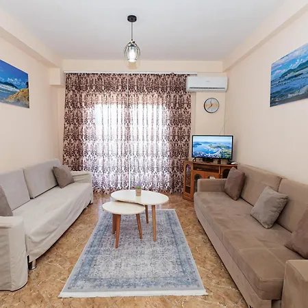 Ajla Family Apartment Vlore